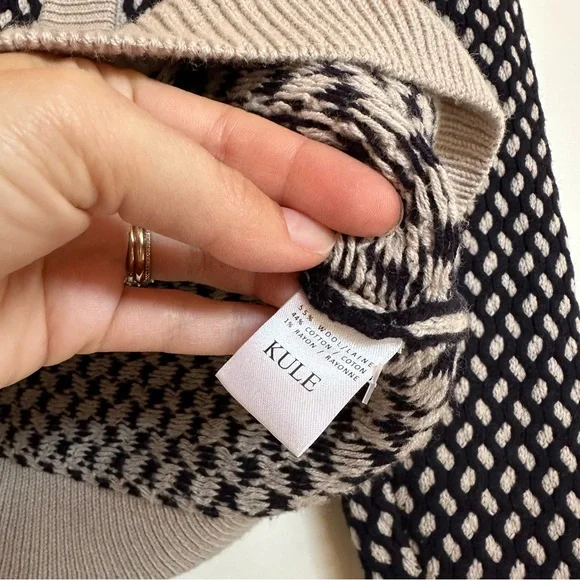 KULE Barton Cardigan in Navy Size Medium - Picture 6 of 11